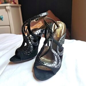 Roberto Cavalli Heels Sz 37.5